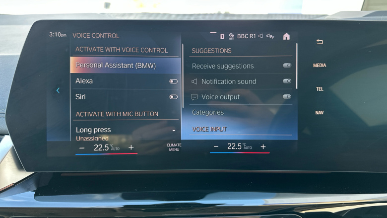 BMW 2 Series 220i MHT Luxury 5dr DCT [Tech Plus Pack] Petrol Hatchback